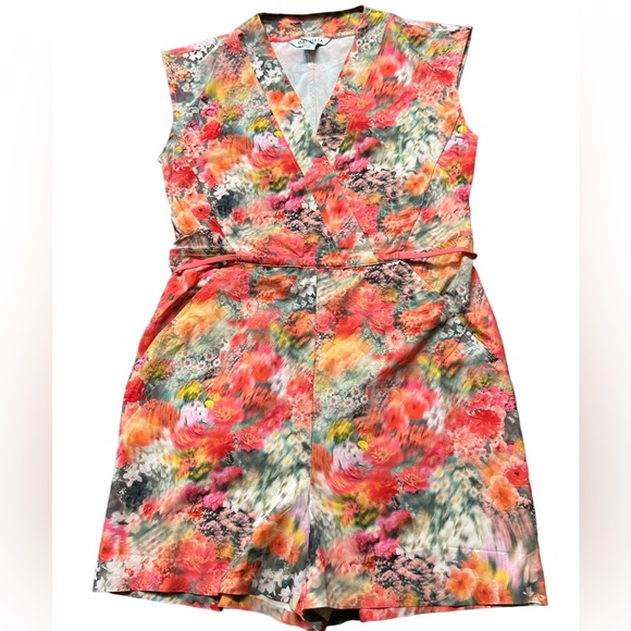 ATHLETA Marlow V-Neck Romper Renewed Bloom Floral Pockets Cap Sleeve sz XXS NWT - Picture 2 of 5